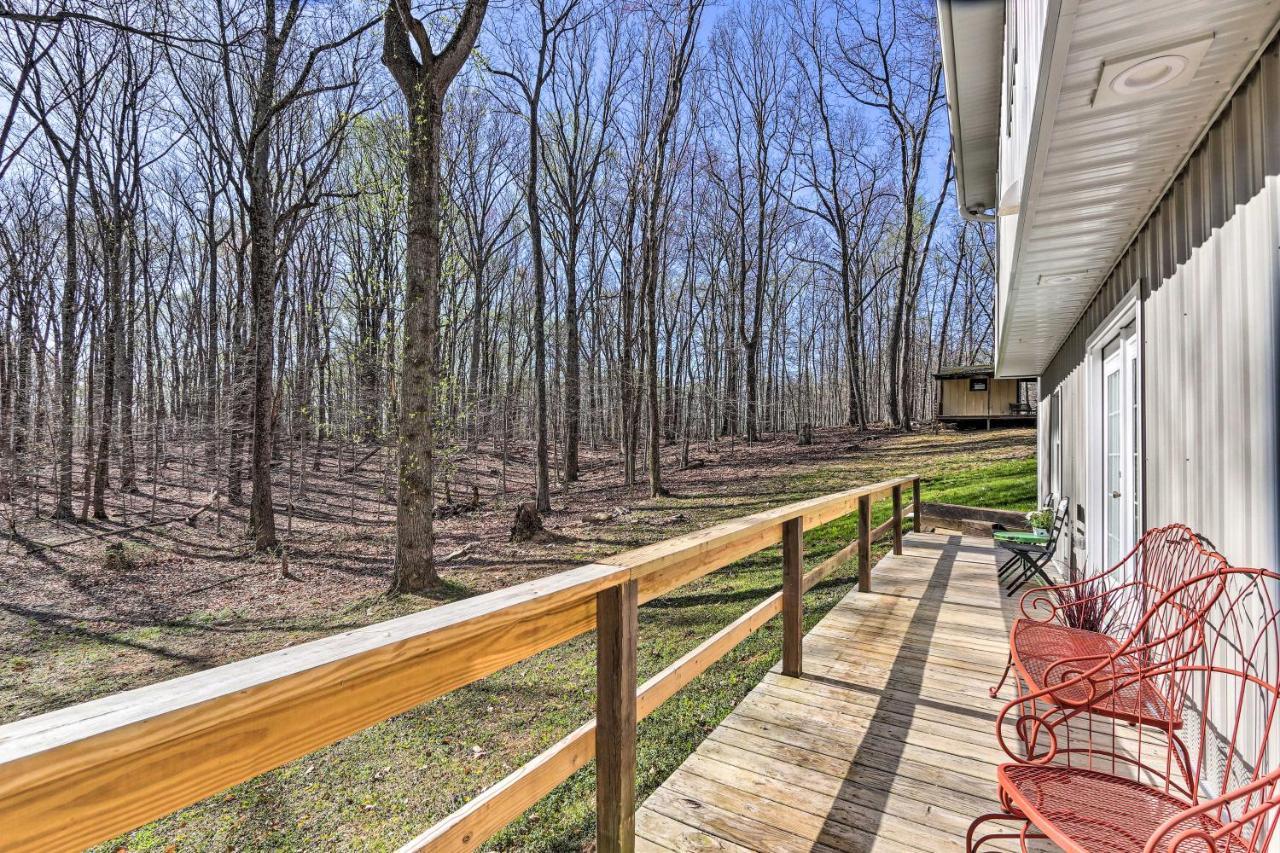 Peaceful And Secluded Knoxville Retreat With Deck Luaran gambar